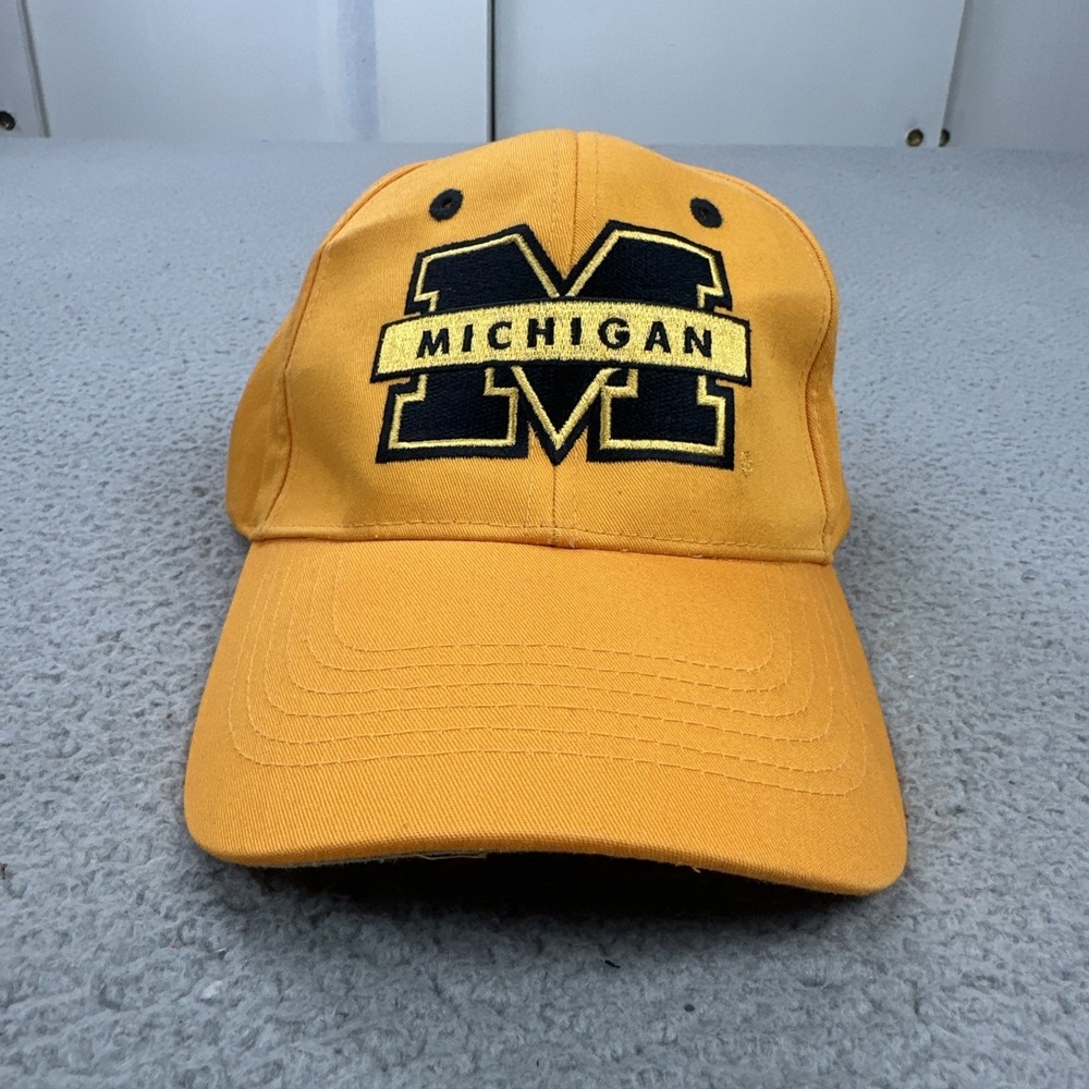 VTG‎ Y2K Captivating Headgear Michigan Wolverines Hat Men OSFA Maize Cap